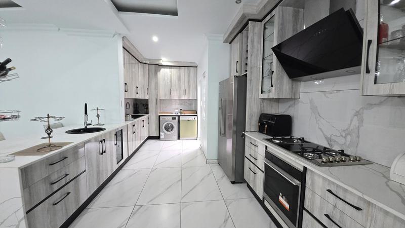 3 Bedroom Property for Sale in Ville D Afrique North West